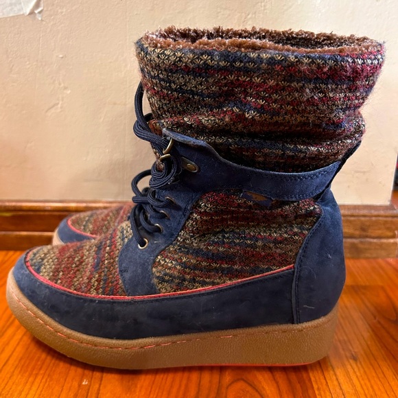 Rocket Dog Shoes Rocket Dog Boots Sz Poshmark